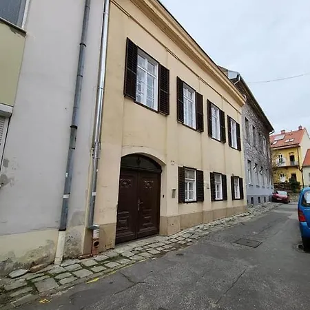 Apartment Downtown Romantic *